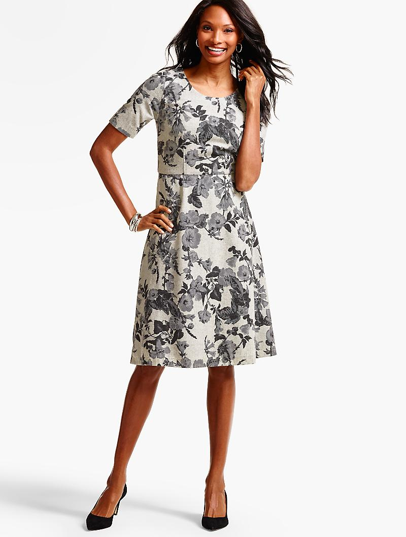 Talbots December 2018 Deals & Coupon Codes Shop the latest womens clothing including women's designer jeans, tops, dresses, and all types of sexy clothes, swimsuits and more in great clothing catalogs.